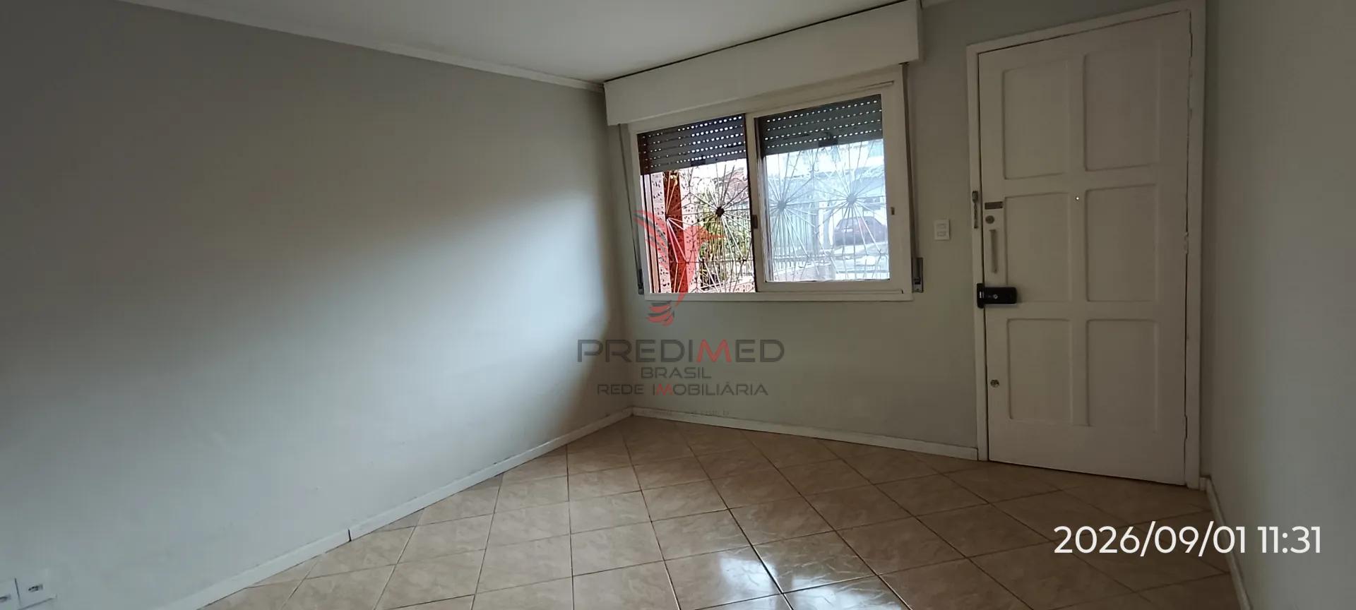 PRONTO PARA MORAR NO CENTRO: SOBRADO DE 3 DORMS, SUITE E 2 VAGAS  Pelotas - 