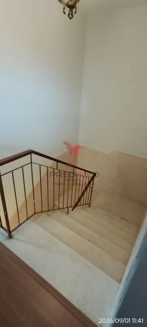PRONTO PARA MORAR NO CENTRO: SOBRADO DE 3 DORMS, SUITE E 2 VAGAS  Pelotas - 