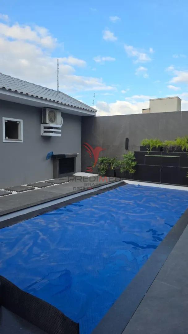 Casa com piscina em excelente localiza&ccedil;&atilde;o Avenida Manacá Tijucas - 