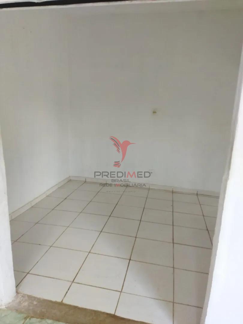 S&atilde;o 1.000 m2 de terreno com casa pequena Rua Hélio Manzanete Cerro Guaratinguetá - 
