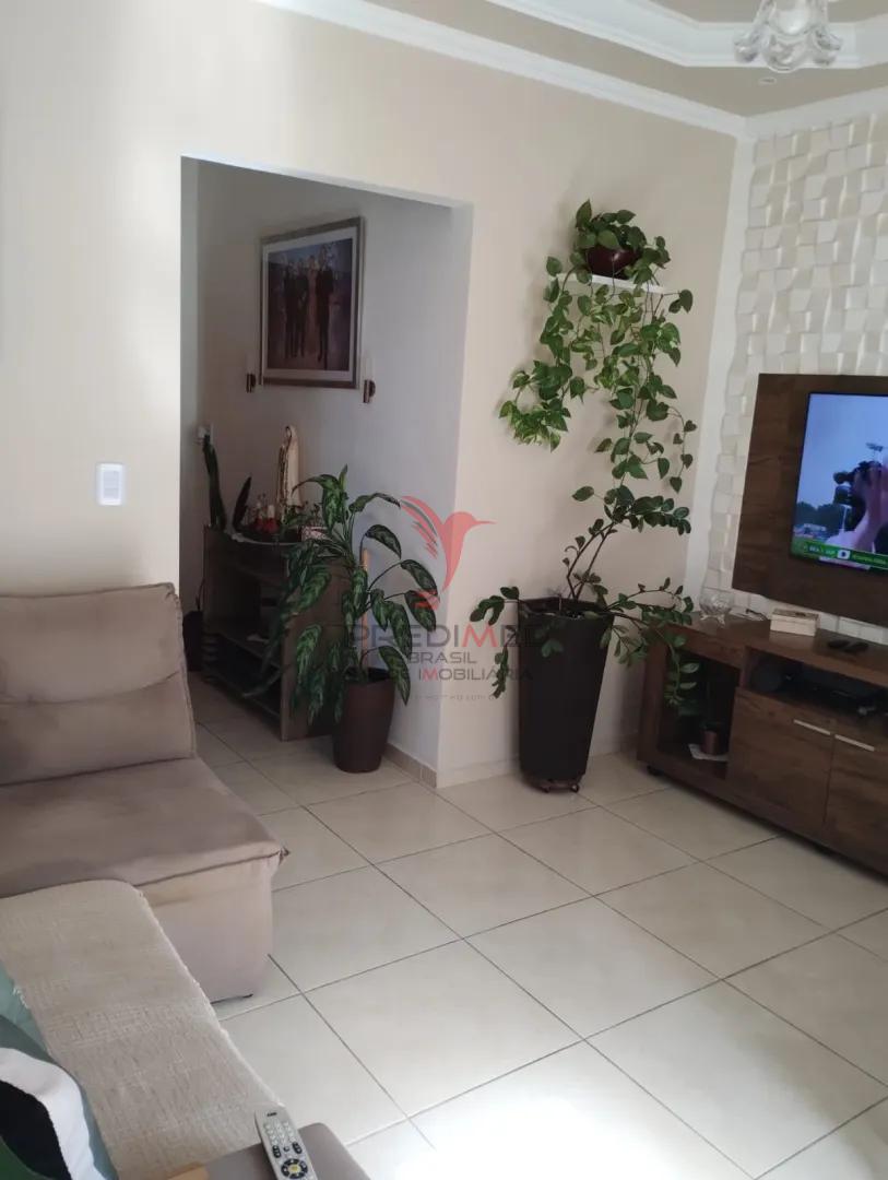 Apartamento no Coopemi em Guaratinguet&aacute;  Guaratinguetá - 