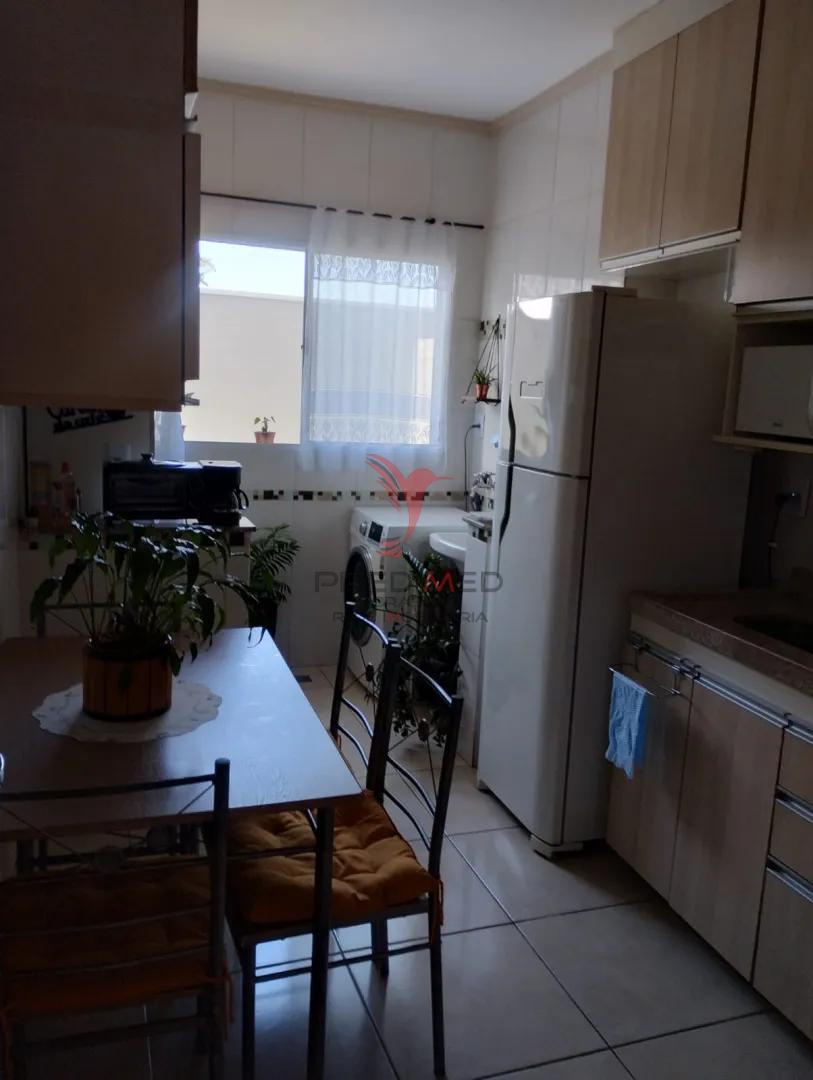 Apartamento no Coopemi em Guaratinguet&aacute;  Guaratinguetá - 