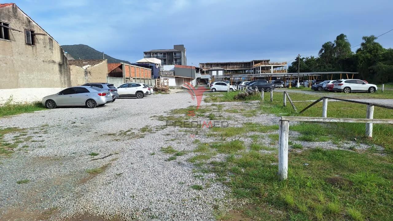 Terreno para Empreendimentos no litoral pr&oacute;ximo Parque Beto Carrero Word  Penha - 