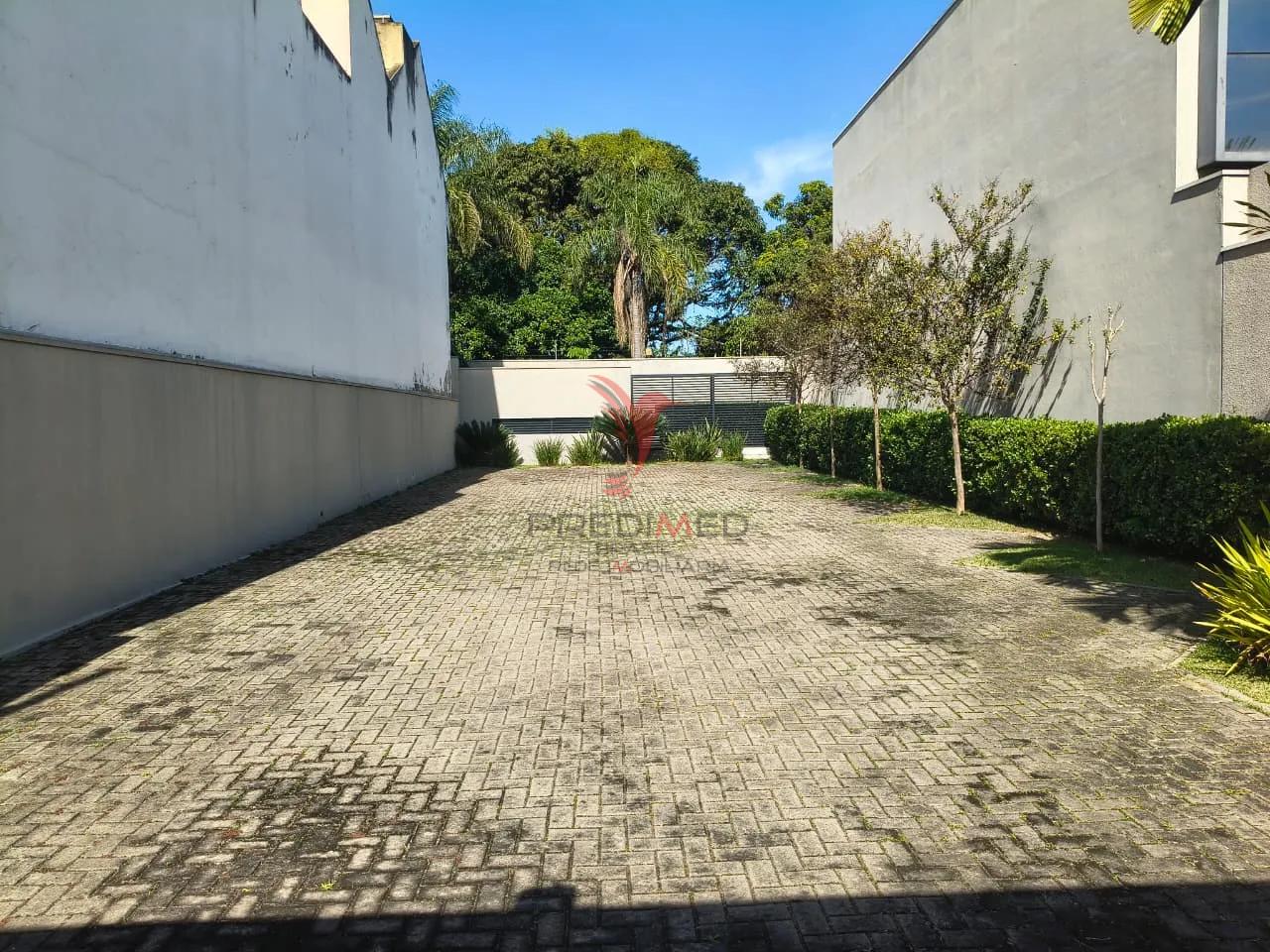 &Oacute;timo terreno na Vila Para&iacute;ba em Guaratinguet&aacute;/SP Avenida Ministro Urbâno Marcondes Guaratinguetá - 