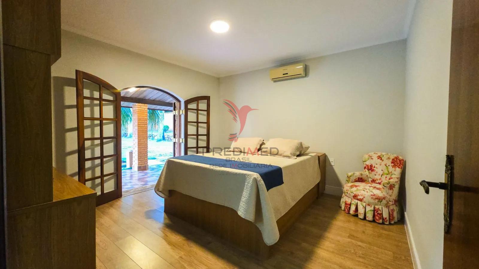 Ch&aacute;cara de Alto Padr&atilde;o a venda em Salto/SP,  com 5.000 m&sup2;  e 912 m&sup2; constru&iacute;dos  Salto - 
