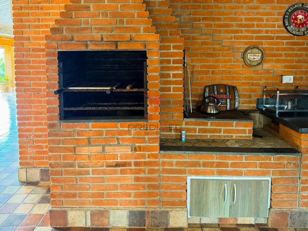 Ch&aacute;cara de Alto Padr&atilde;o a venda em Salto/SP,  com 5.000 m&sup2;  e 912 m&sup2; constru&iacute;dos  Salto - 