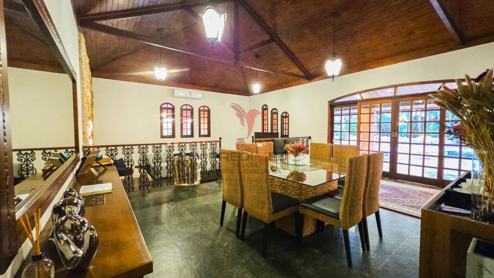 Ch&aacute;cara de Alto Padr&atilde;o a venda em Salto/SP,  com 5.000 m&sup2;  e 912 m&sup2; constru&iacute;dos  Salto - 
