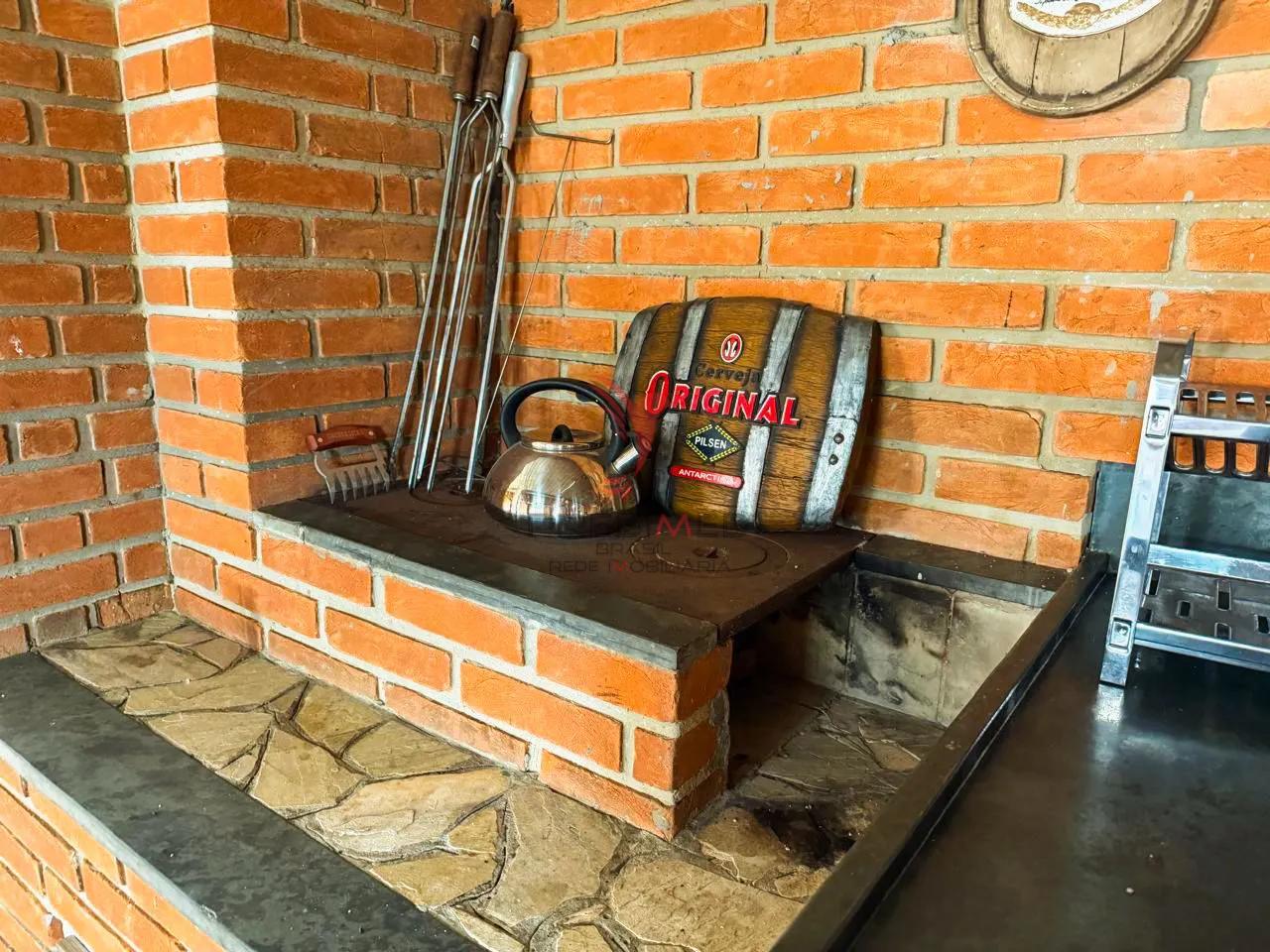 Ch&aacute;cara de Alto Padr&atilde;o a venda em Salto/SP,  com 5.000 m&sup2;  e 912 m&sup2; constru&iacute;dos  Salto - 