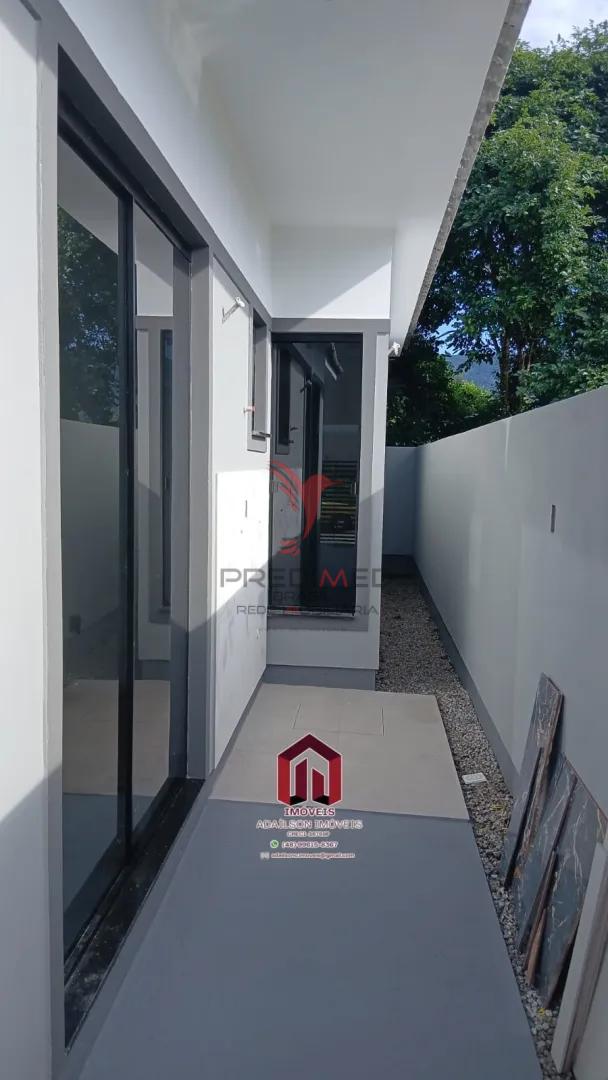 Casa t&eacute;rrea Nova &agrave; venda no Bairro de Forquilhas em S&atilde;o Jos&eacute; SC Brasil  São José - 