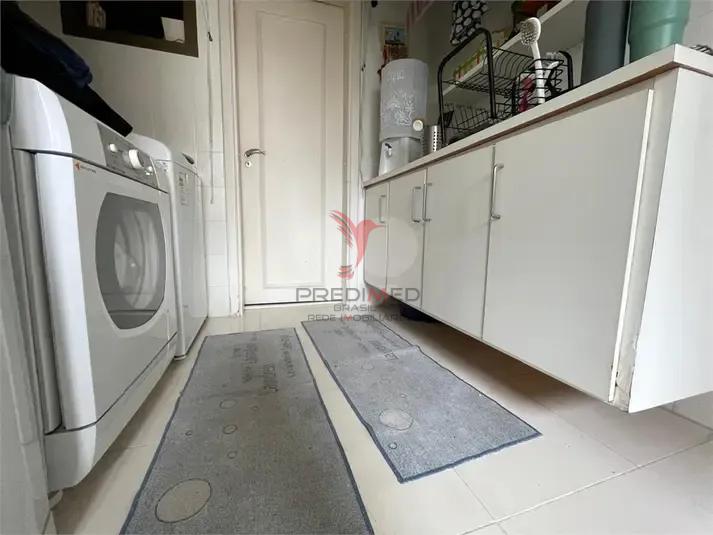 ALTO PADR&Atilde;O NO CAMPO BELO | 194 M&sup2; | 4 DORMIT&Oacute;RIOS | 3 VAGAS  São Paulo - 