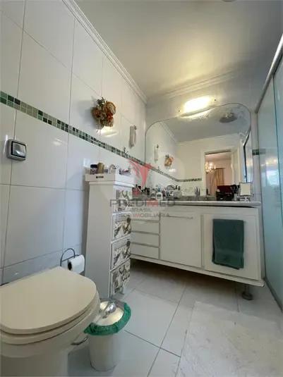 ALTO PADR&Atilde;O NO CAMPO BELO | 194 M&sup2; | 4 DORMIT&Oacute;RIOS | 3 VAGAS  São Paulo - 