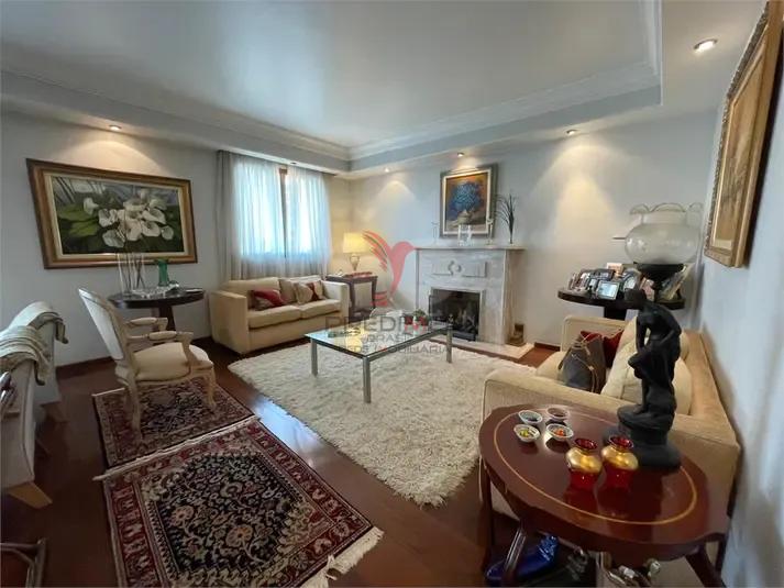 ALTO PADR&Atilde;O NO CAMPO BELO | 194 M&sup2; | 4 DORMIT&Oacute;RIOS | 3 VAGAS  São Paulo - 