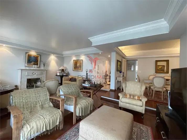 ALTO PADR&Atilde;O NO CAMPO BELO | 194 M&sup2; | 4 DORMIT&Oacute;RIOS | 3 VAGAS  São Paulo - 