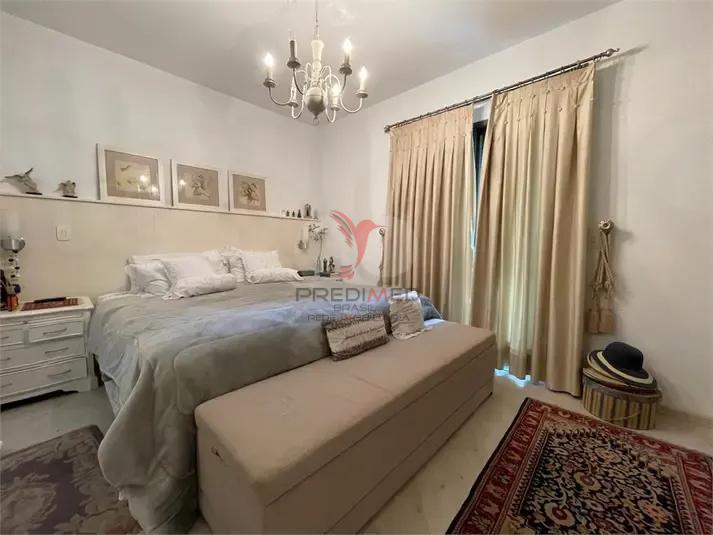 ALTO PADR&Atilde;O NO CAMPO BELO | 194 M&sup2; | 4 DORMIT&Oacute;RIOS | 3 VAGAS  São Paulo - 