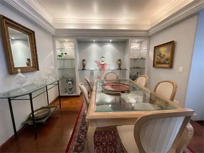ALTO PADR&Atilde;O NO CAMPO BELO | 194 M&sup2; | 4 DORMIT&Oacute;RIOS | 3 VAGAS  São Paulo - 
