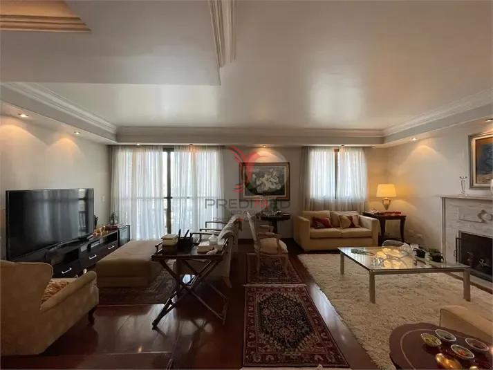 ALTO PADR&Atilde;O NO CAMPO BELO | 194 M&sup2; | 4 DORMIT&Oacute;RIOS | 3 VAGAS  São Paulo - 