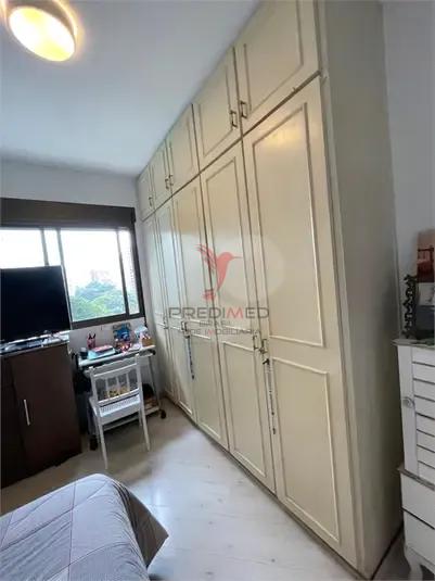 ALTO PADR&Atilde;O NO CAMPO BELO | 194 M&sup2; | 4 DORMIT&Oacute;RIOS | 3 VAGAS  São Paulo - 