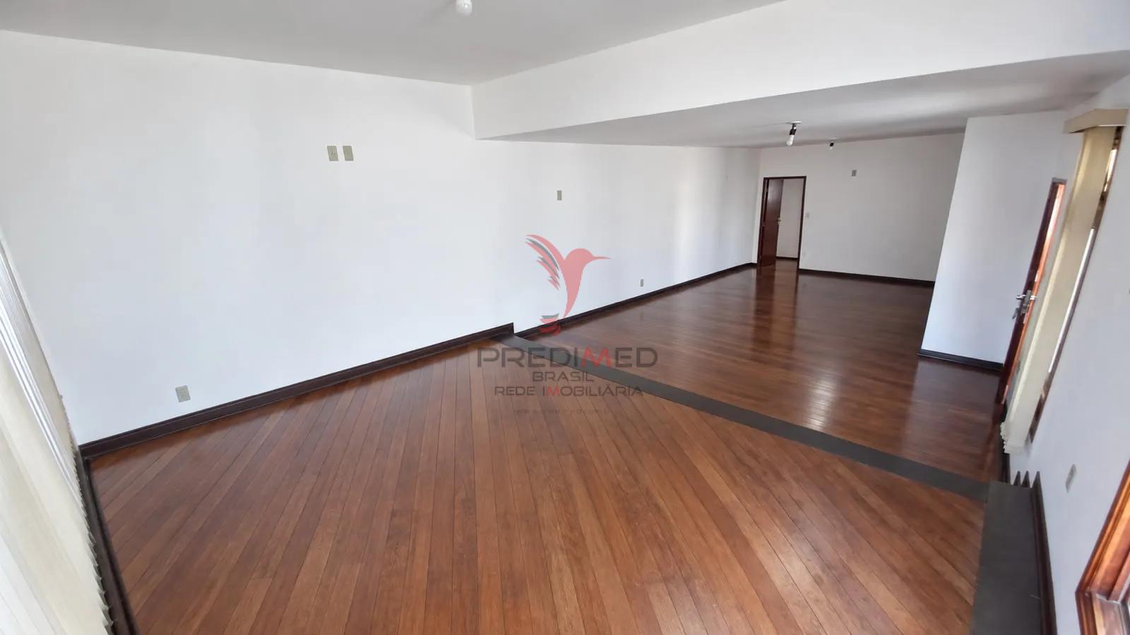 &Oacute;tima casa no bairro S&atilde;o Benedito em Guaratinguet&aacute;/SP  Guaratinguetá - 