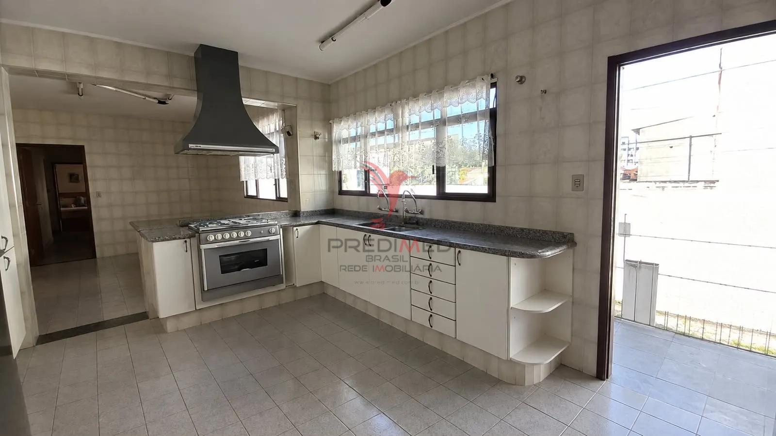 &Oacute;tima casa no bairro S&atilde;o Benedito em Guaratinguet&aacute;/SP  Guaratinguetá - 