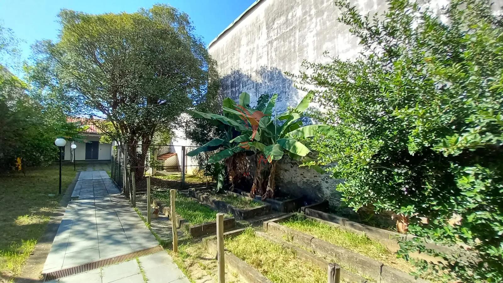 &Oacute;tima casa no bairro S&atilde;o Benedito em Guaratinguet&aacute;/SP  Guaratinguetá - 