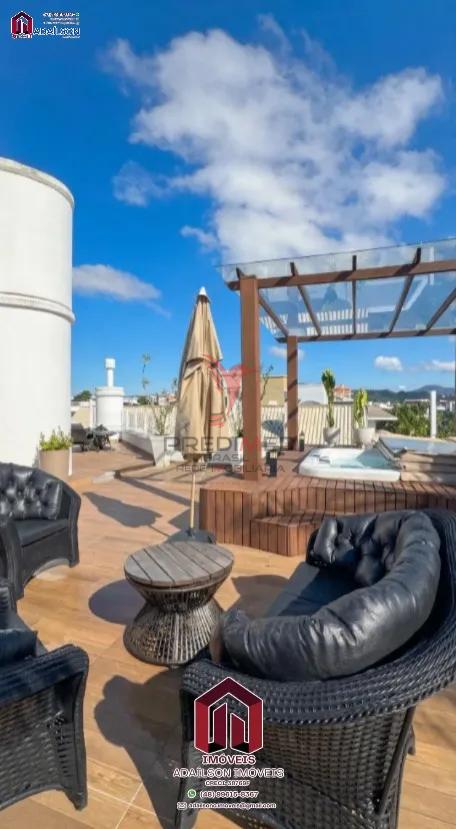 Casa com 5 quartos,sendo 3 su&iacute;tes,em Jurer&ecirc; Internacional Florian&oacute;polis SC  Florianópolis - 
