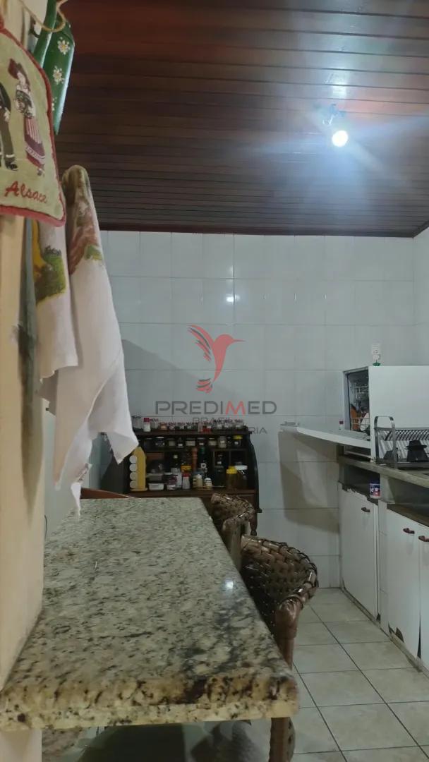 &Oacute;tima casa no Pedregulho em Guaratinguet&aacute;/SP Rua Caramurus Guaratinguetá - 