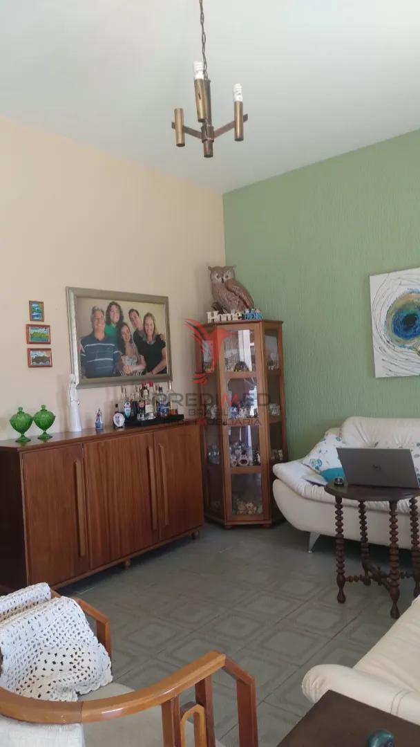 &Oacute;tima casa no Pedregulho em Guaratinguet&aacute;/SP Rua Caramurus Guaratinguetá - 