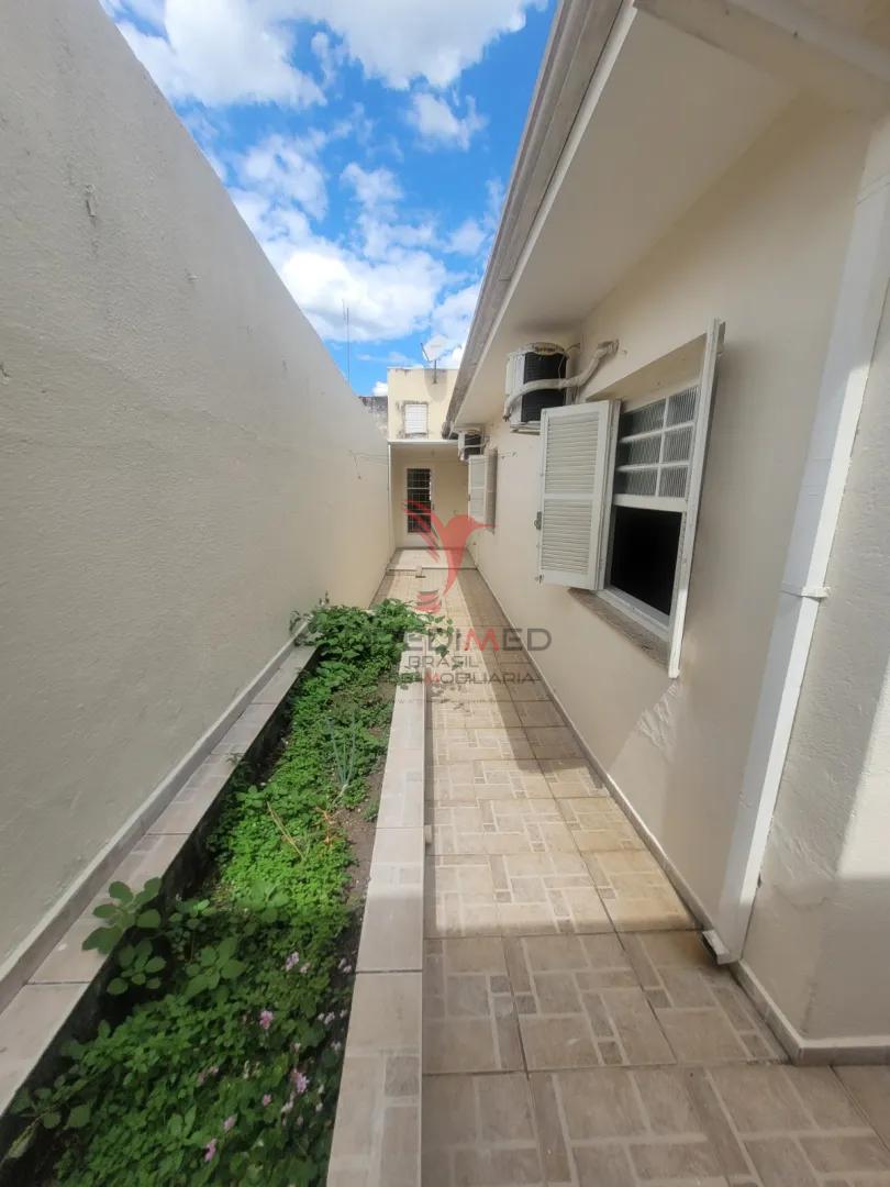 Casa na Nova Guar&aacute; em Guaratinguet&aacute; Rua Quintino Bocaiúva Guaratinguetá - 