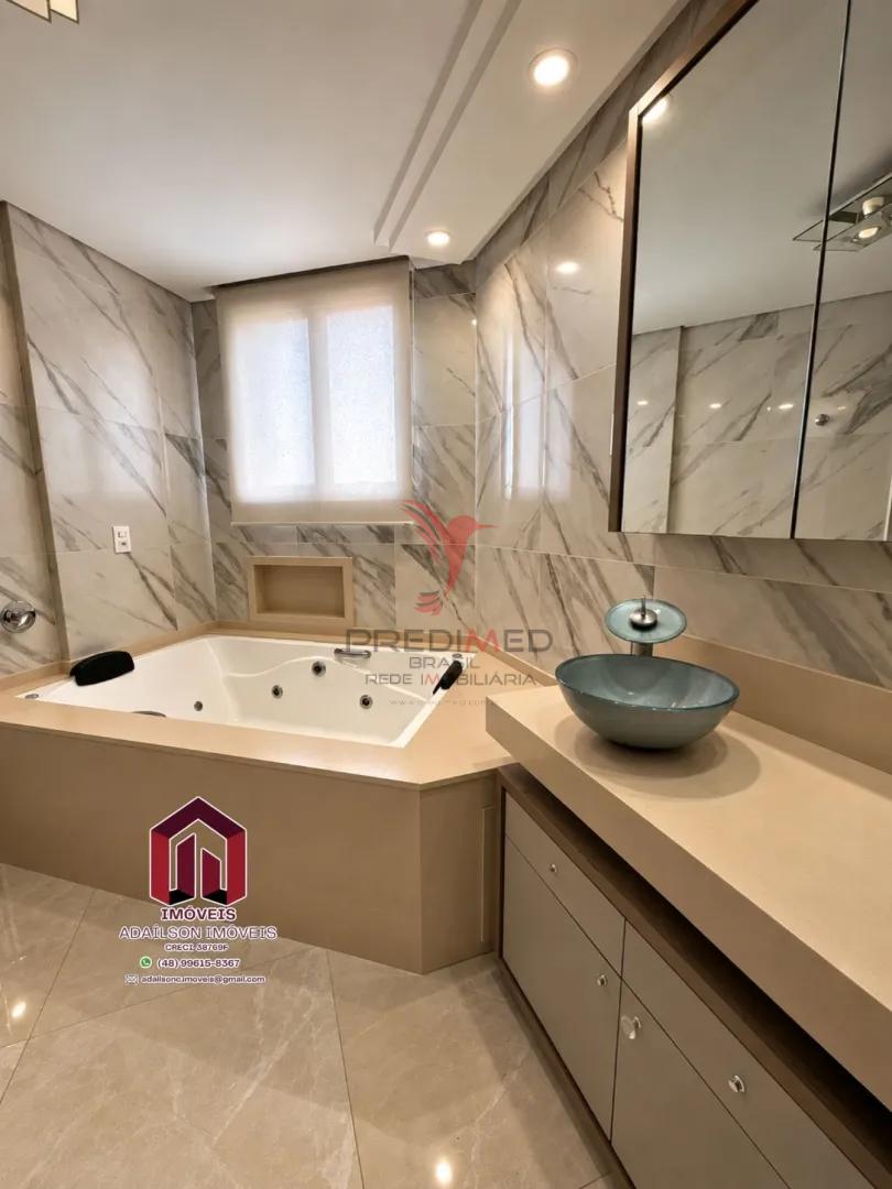 Apartamento de alto padr&atilde;o a 100m da Beira-Mar Norte Florian&oacute;polis -SC Brasil Rua Frei Caneca Florianópolis - 