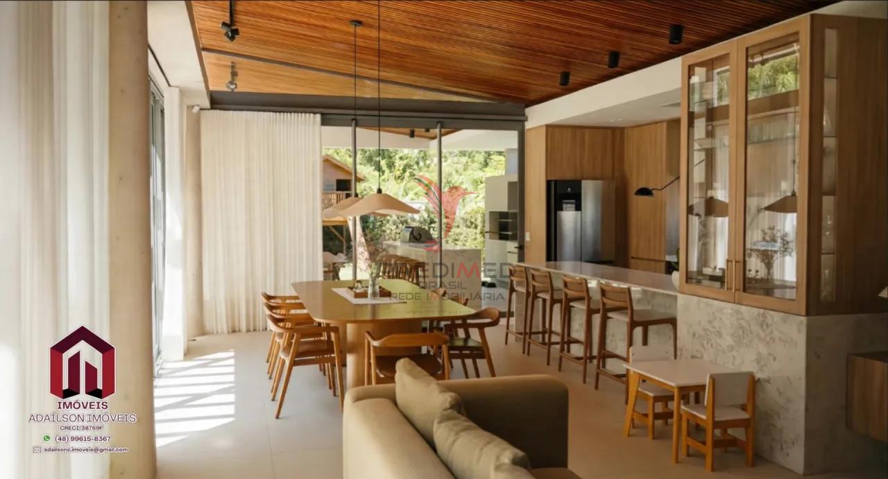 Casa Adore Alto Padr&atilde;o a Venda Cachoeira do Bom Jesus FLORIANOPOLIS SC Brasil Avenida Luiz Boiteux Piazza Florianópolis - 