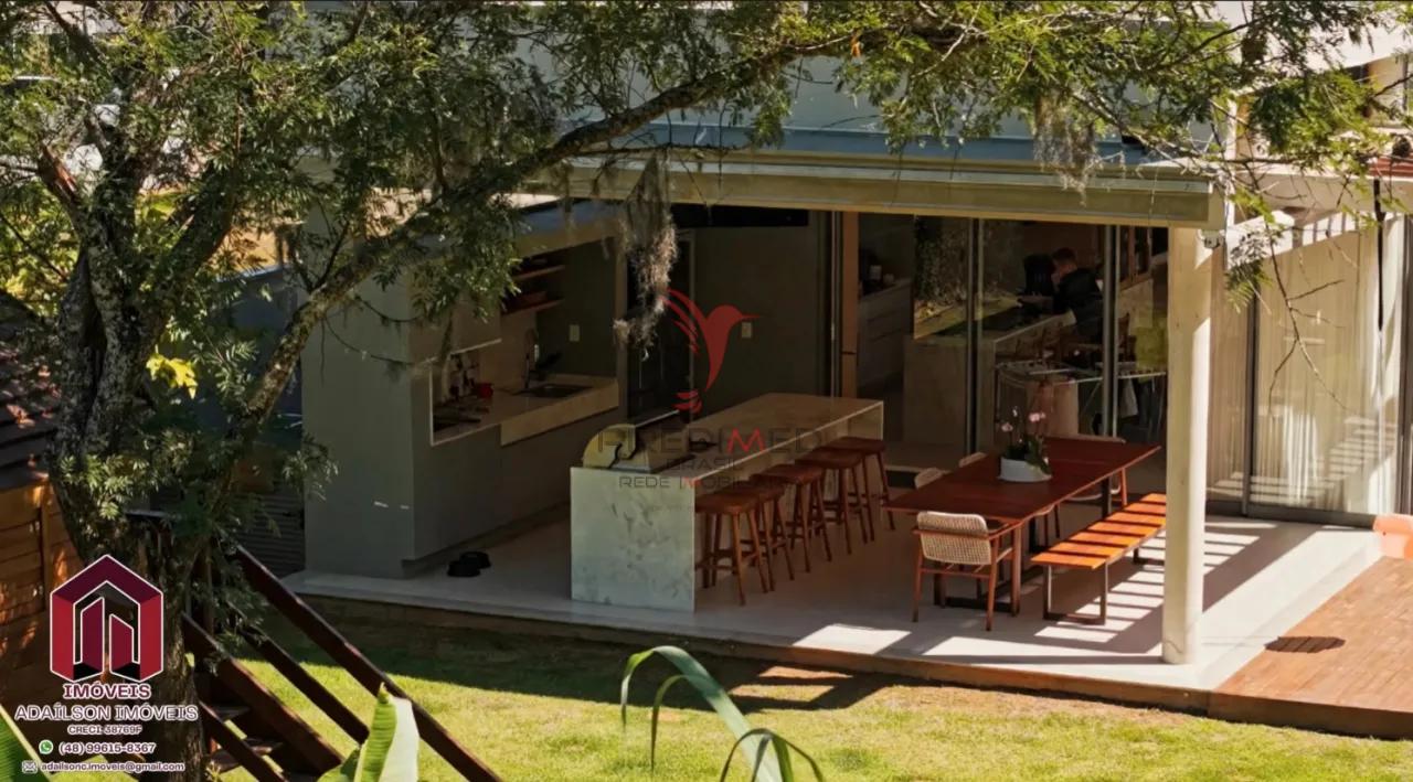 Casa Adore Alto Padr&atilde;o a Venda Cachoeira do Bom Jesus FLORIANOPOLIS SC Brasil Avenida Luiz Boiteux Piazza Florianópolis - 