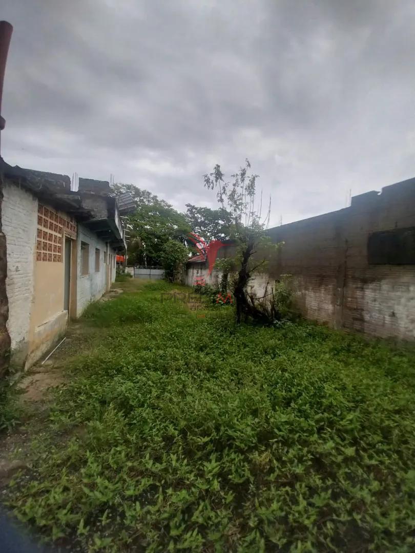 Casa na Vila Regina em Guaratinguet&aacute;/SP Rua do Império Guaratinguetá - 