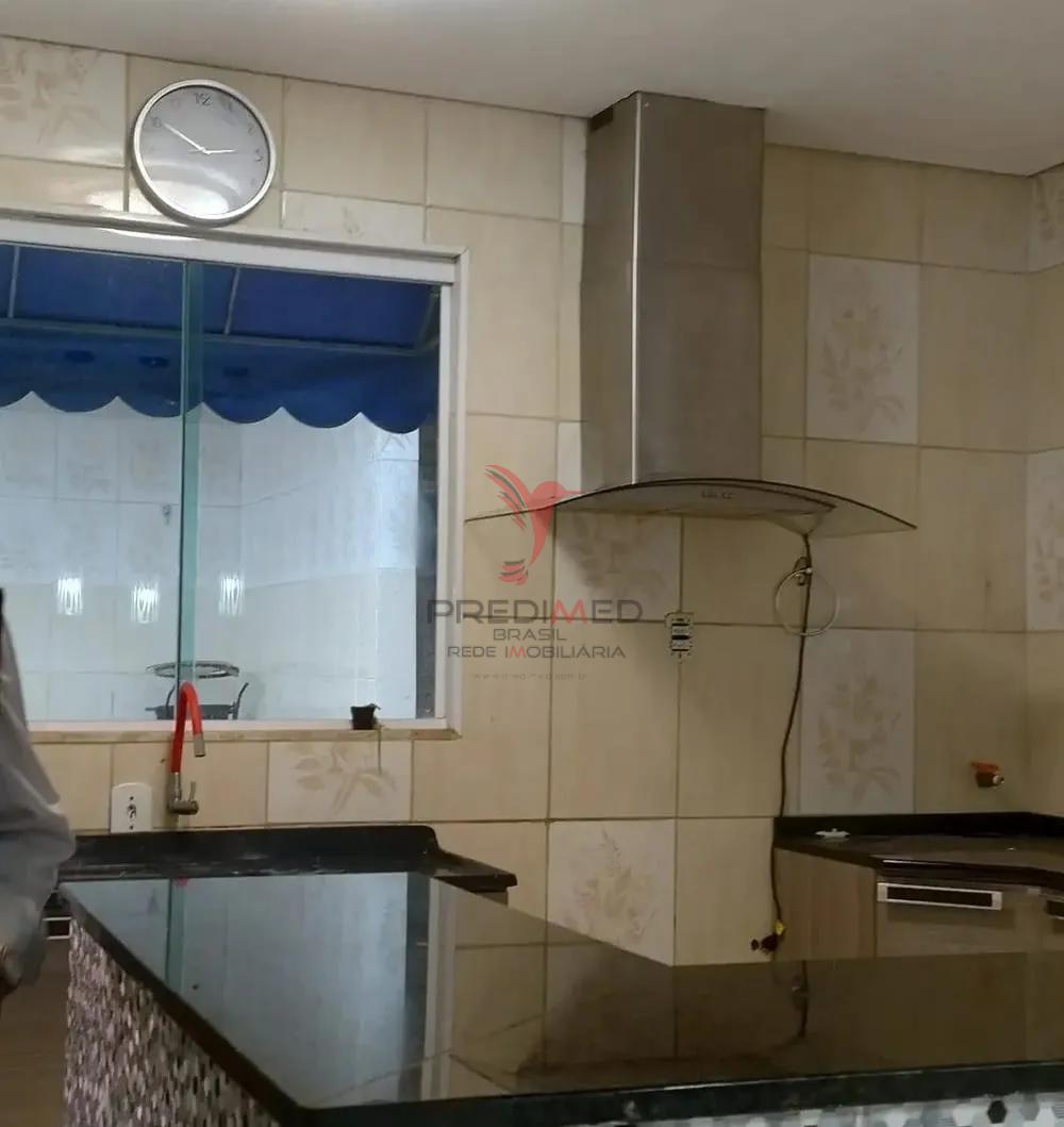 &Oacute;tima casa com piscina na Cohab em Guaratinguet&aacute;/SP Rua Raul Fernandes Filho Guaratinguetá - 