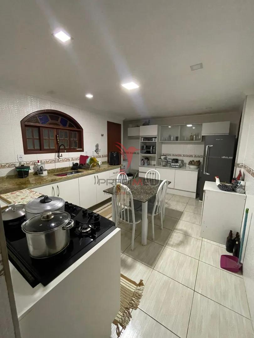 CASA &Agrave; VENDA &ndash; 3 QUARTOS, &Aacute;REA GOURMET E GARAGEM  Iguaba Grande - 