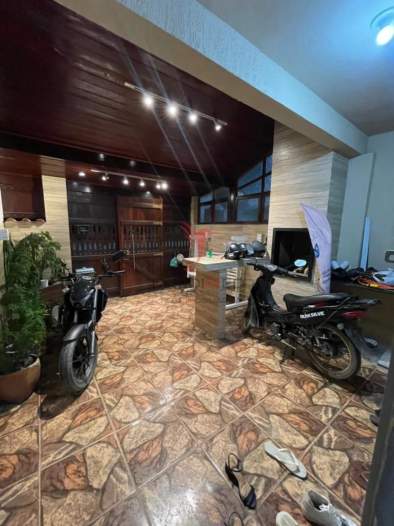 CASA &Agrave; VENDA &ndash; 3 QUARTOS, &Aacute;REA GOURMET E GARAGEM  Iguaba Grande - 