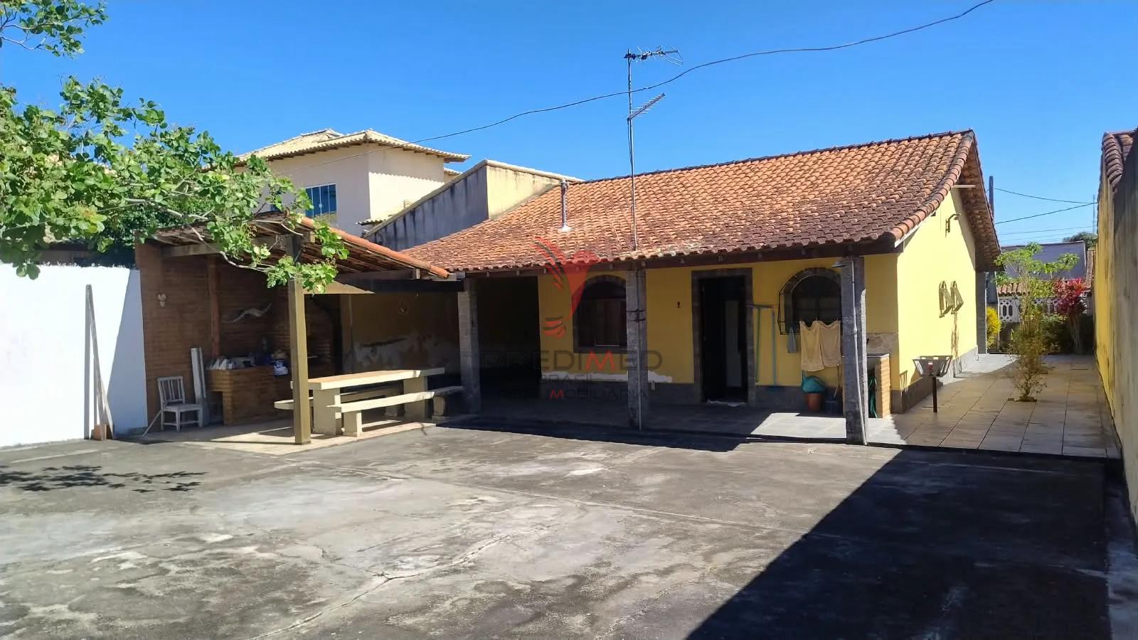 CASA LINEAR &Agrave; VENDA EM SOPOT&Oacute;, COM TERRENO AMPLO &ndash; R$ 400.000  Iguaba Grande - 