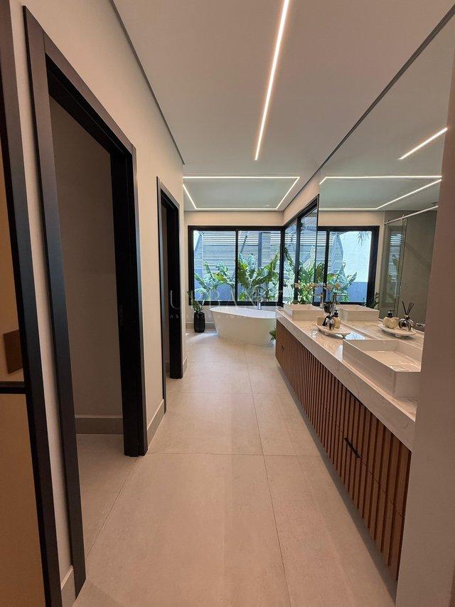 Casa com 4 dormitórios à venda,686m² - Condomínio Saint Patrick - Sorocaba - SP Avenida Cannes Sorocaba - 