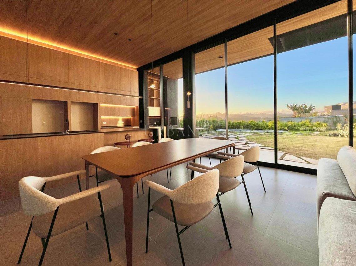 Casa com 3 dormitórios à venda,233 m² - Condomínio Village Ipanema II - Araçoiaba - SP Av: Francisco de Assis Chateaubriand Araçoiaba da Serra - 