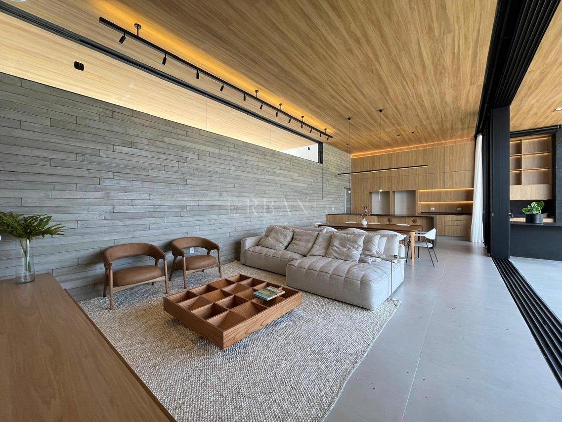 Casa com 3 dormitórios à venda,233 m² - Condomínio Village Ipanema II - Araçoiaba - SP Av: Francisco de Assis Chateaubriand Araçoiaba da Serra - 