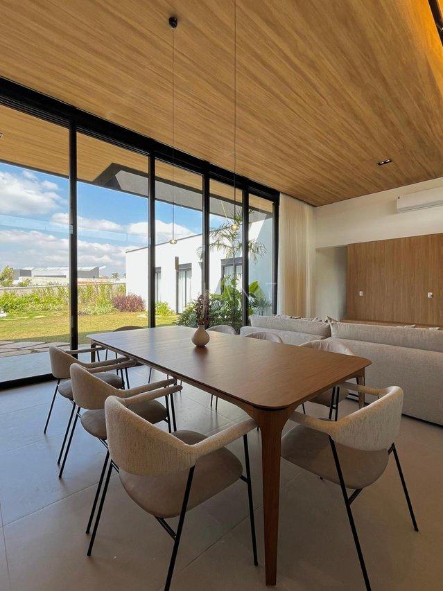 Casa com 3 dormitórios à venda,233 m² - Condomínio Village Ipanema II - Araçoiaba - SP Av: Francisco de Assis Chateaubriand Araçoiaba da Serra - 