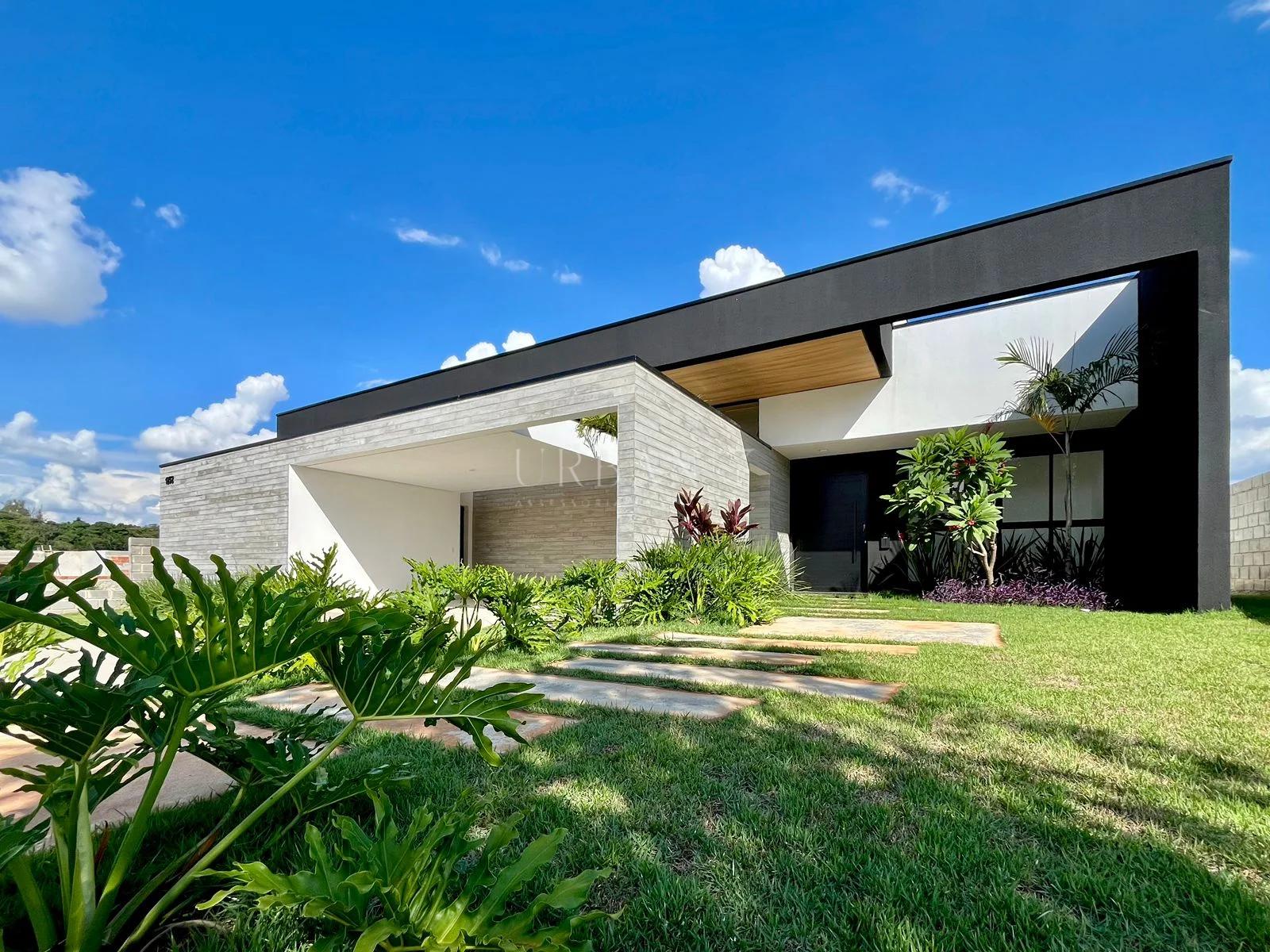 Casa com 3 dormitórios à venda,233 m² - Condomínio Village Ipanema II - Araçoiaba - SP Av: Francisco de Assis Chateaubriand Araçoiaba da Serra - 
