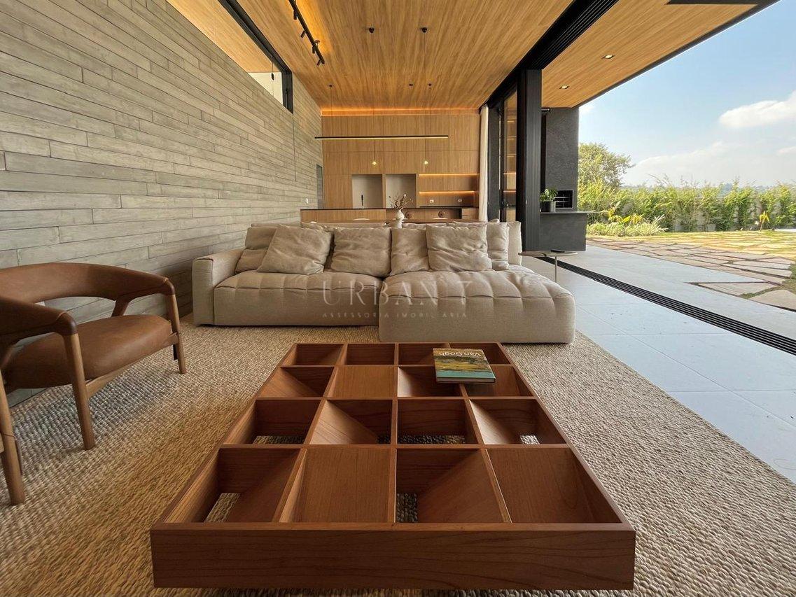 Casa com 3 dormitórios à venda,233 m² - Condomínio Village Ipanema II - Araçoiaba - SP Av: Francisco de Assis Chateaubriand Araçoiaba da Serra - 