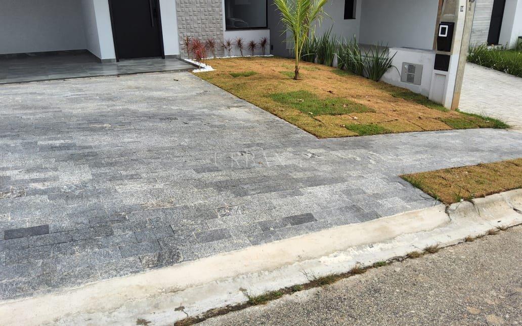 Casa com 3 dormitórios à venda,148 m² - Condomínio Campos do Conde II - Sorocaba - SP Avenida Paraná Sorocaba - 