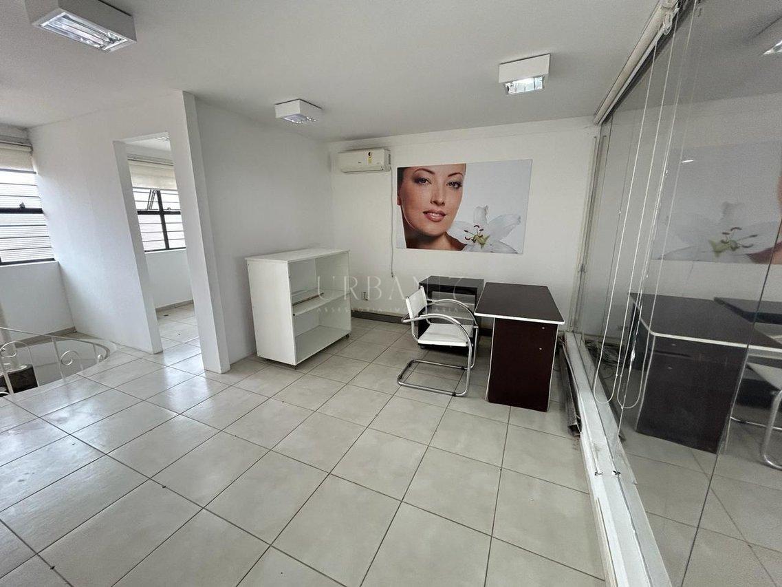 Ponto Comercial,150m² - Av: Coronel Nogueira Padilha  - Sorocaba - SP Rua Coronel Nogueira Padilha Sorocaba - 