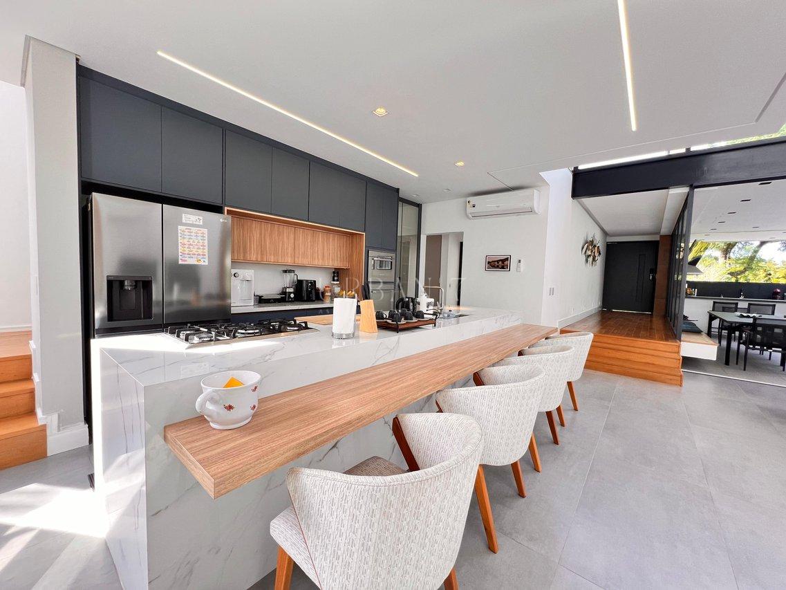 Casa com 5 dormitórios à venda,470 m² - Condomínio Lago Azul Golfe Clube - Araçoiaba - SP Rodovia Raposo Tavares Araçoiaba da Serra - 