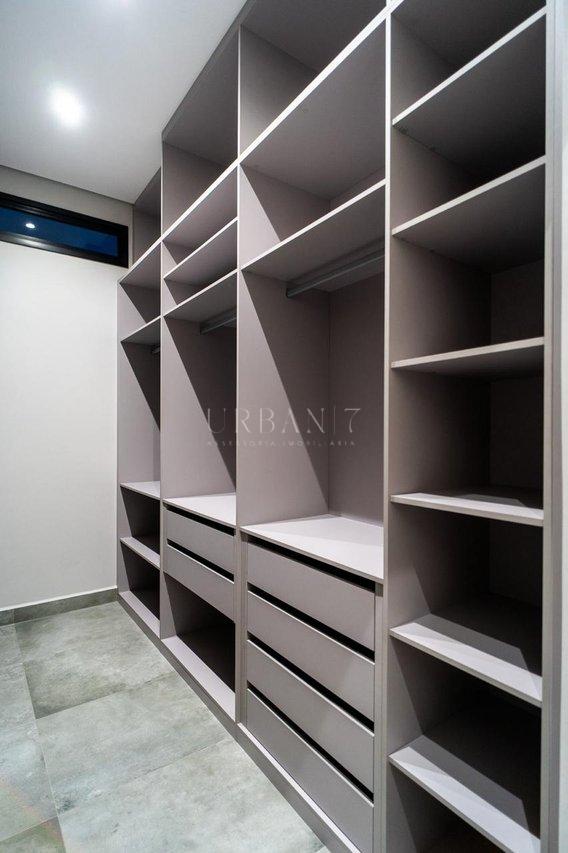 Casa com 3 dormitórios à venda,212 m² - Condomínio  Chácara Ondina - Sorocaba - SP Avenida Maria Hannickel Nascimento Sorocaba - 