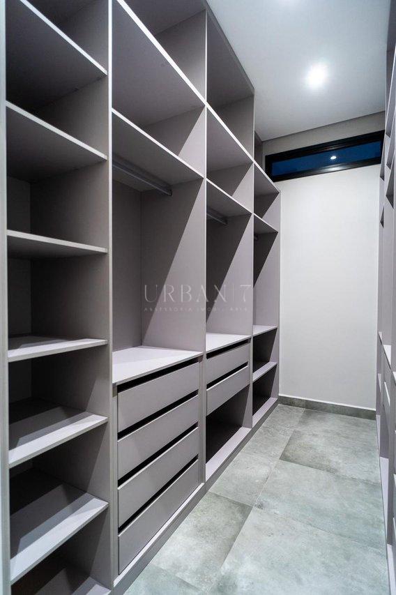 Casa com 3 dormitórios à venda,212 m² - Condomínio  Chácara Ondina - Sorocaba - SP Avenida Maria Hannickel Nascimento Sorocaba - 