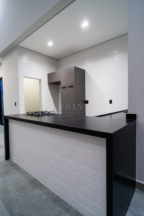 Casa com 3 dormitórios à venda,212 m² - Condomínio  Chácara Ondina - Sorocaba - SP Avenida Maria Hannickel Nascimento Sorocaba - 