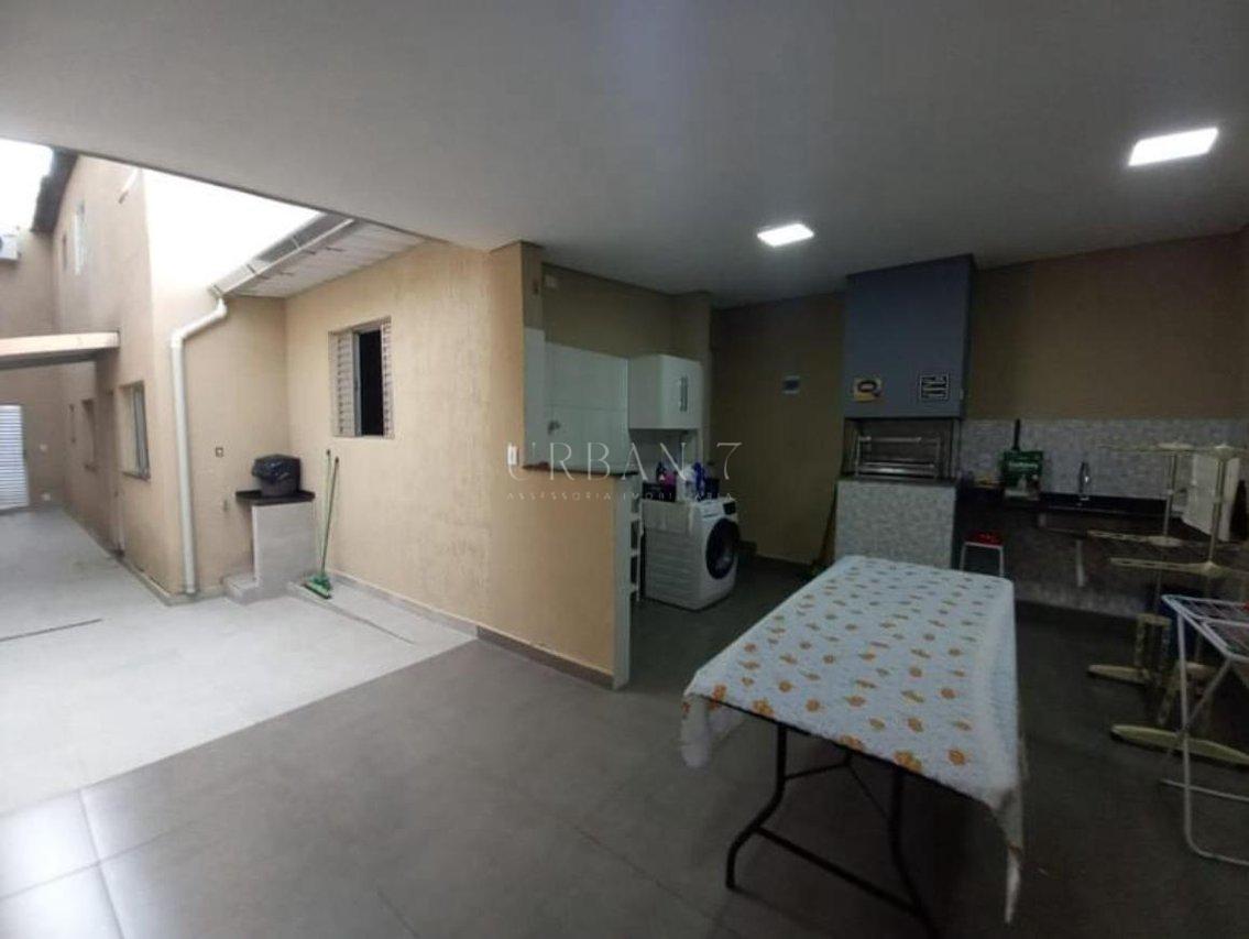 Casa com 3 dormitórios à venda,171m² - Jardim Abaeté  - Sorocaba - SP Rua João Clóvis Cunha Sorocaba - 