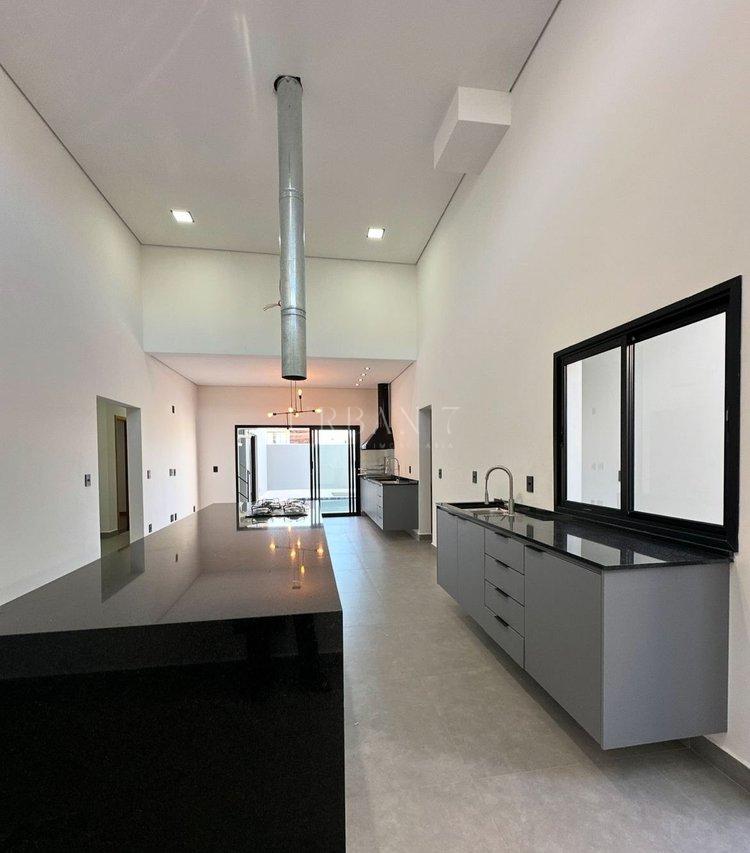 Casa com 3 dormitórios à venda,200 m² - Condomínio Chácara Ondina - Sorocaba - SP Avenida Maria Hannickel Nascimento Sorocaba - 